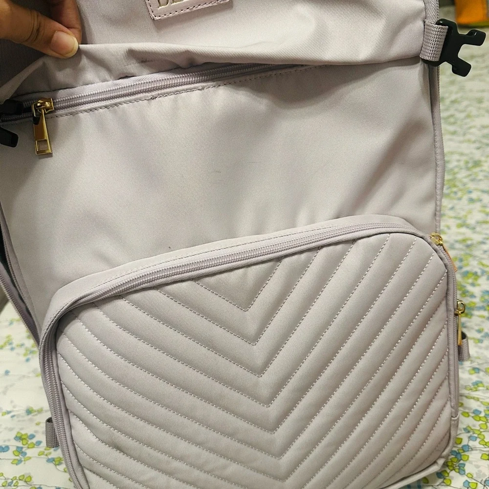 Carryon / backpack / airport small  luggage - Picture 7 of 10